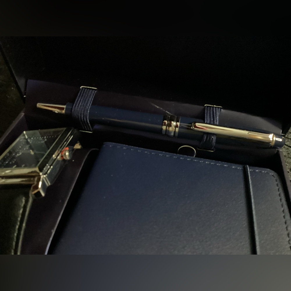 Classic Black Watch, Wallet, and Pen Set - Picture 5 of 7